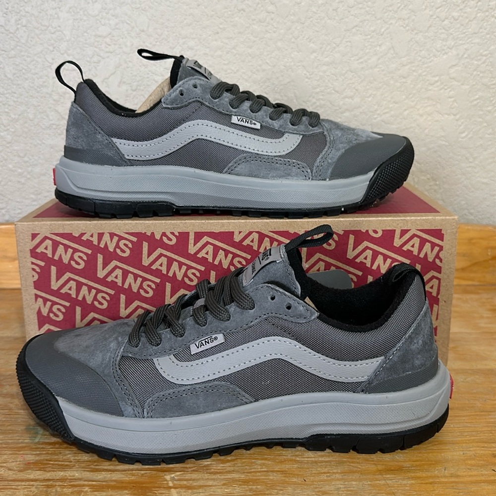 Vans Ultrarange Exo Pewter ultracush men’s size 6.5 or women’s size 8